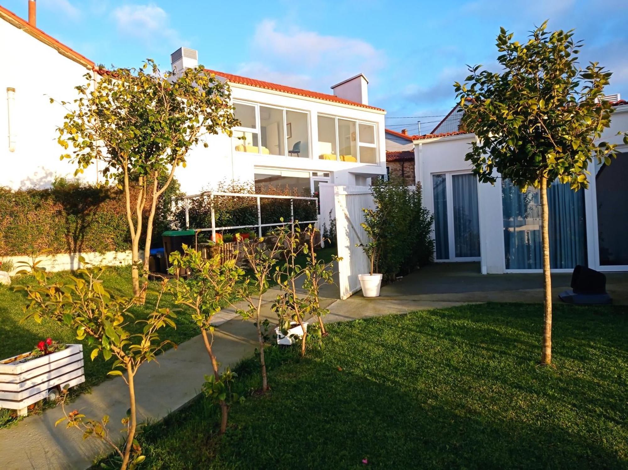 Casas Turisticas Lar Jardin - Parking Privado Santiago de Compostela Quarto foto